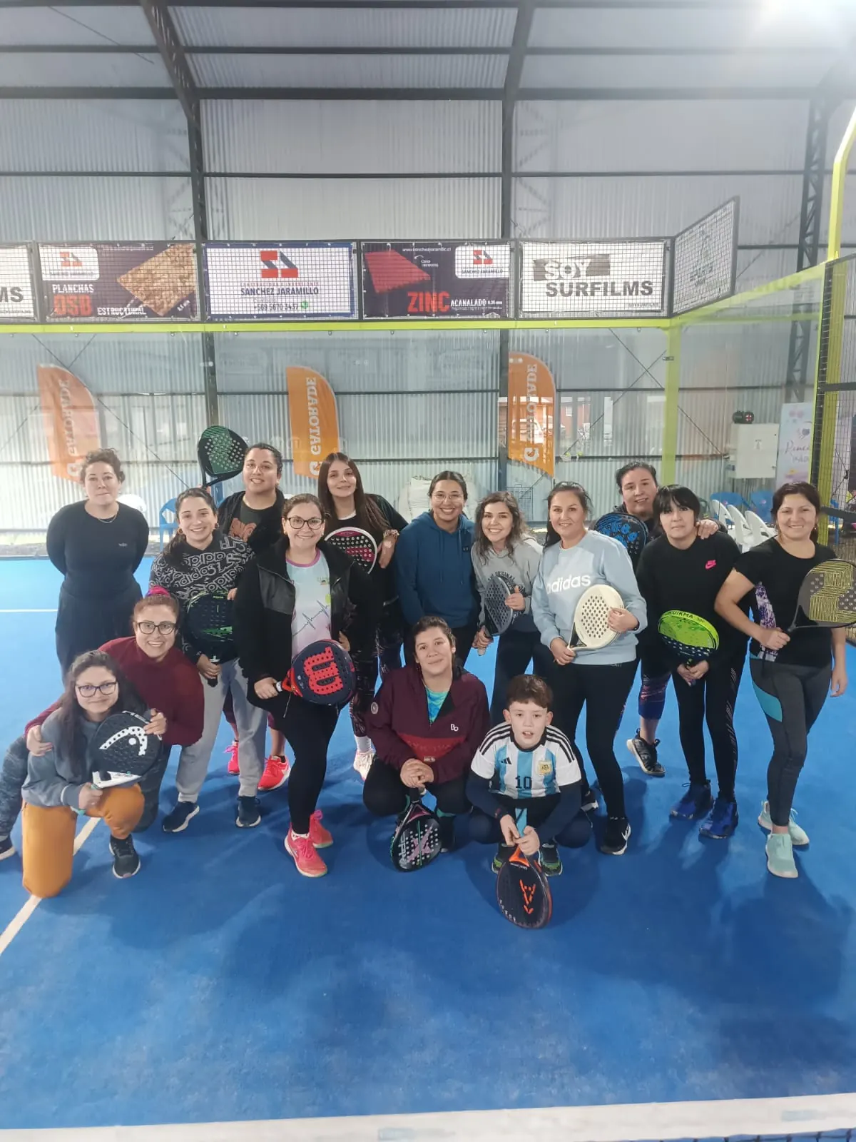 Momento de Pincoyas Pádel en Club Bahía Sports