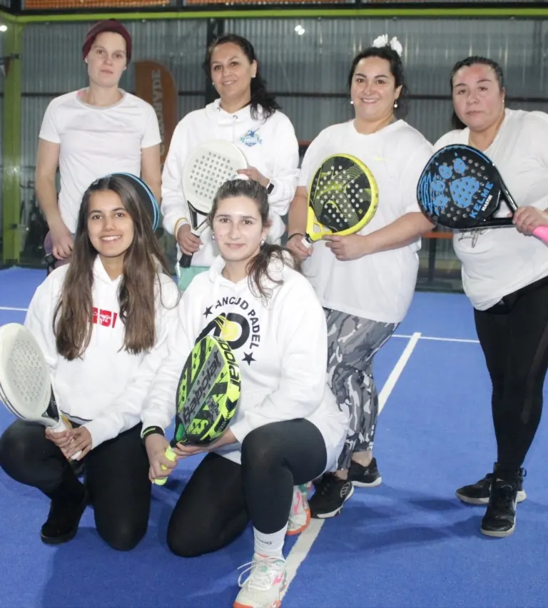 Momento de Pincoyas Pádel en Club Bahía Sports