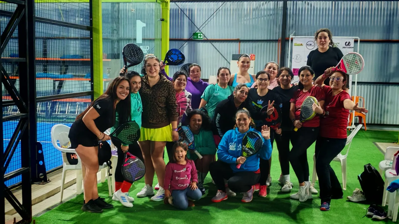 Momento de Pincoyas Pádel en Club Bahía Sports